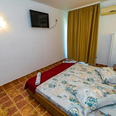 Mioara Parter Hotel Venus